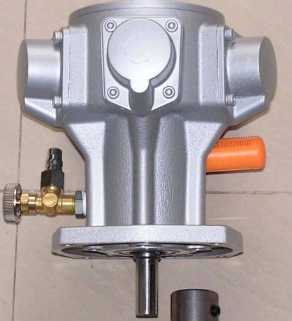 活塞式氣動馬達（TMH050）